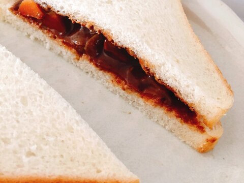 食パンでカレーパン